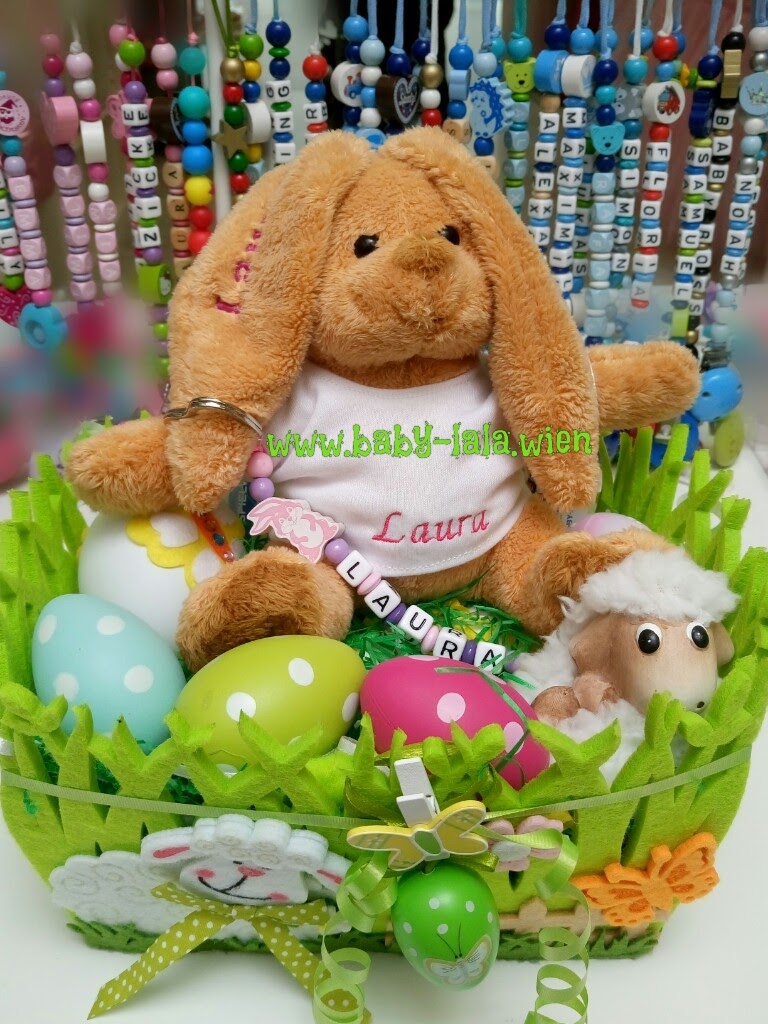 Hase mit Wunschnamen bestickt