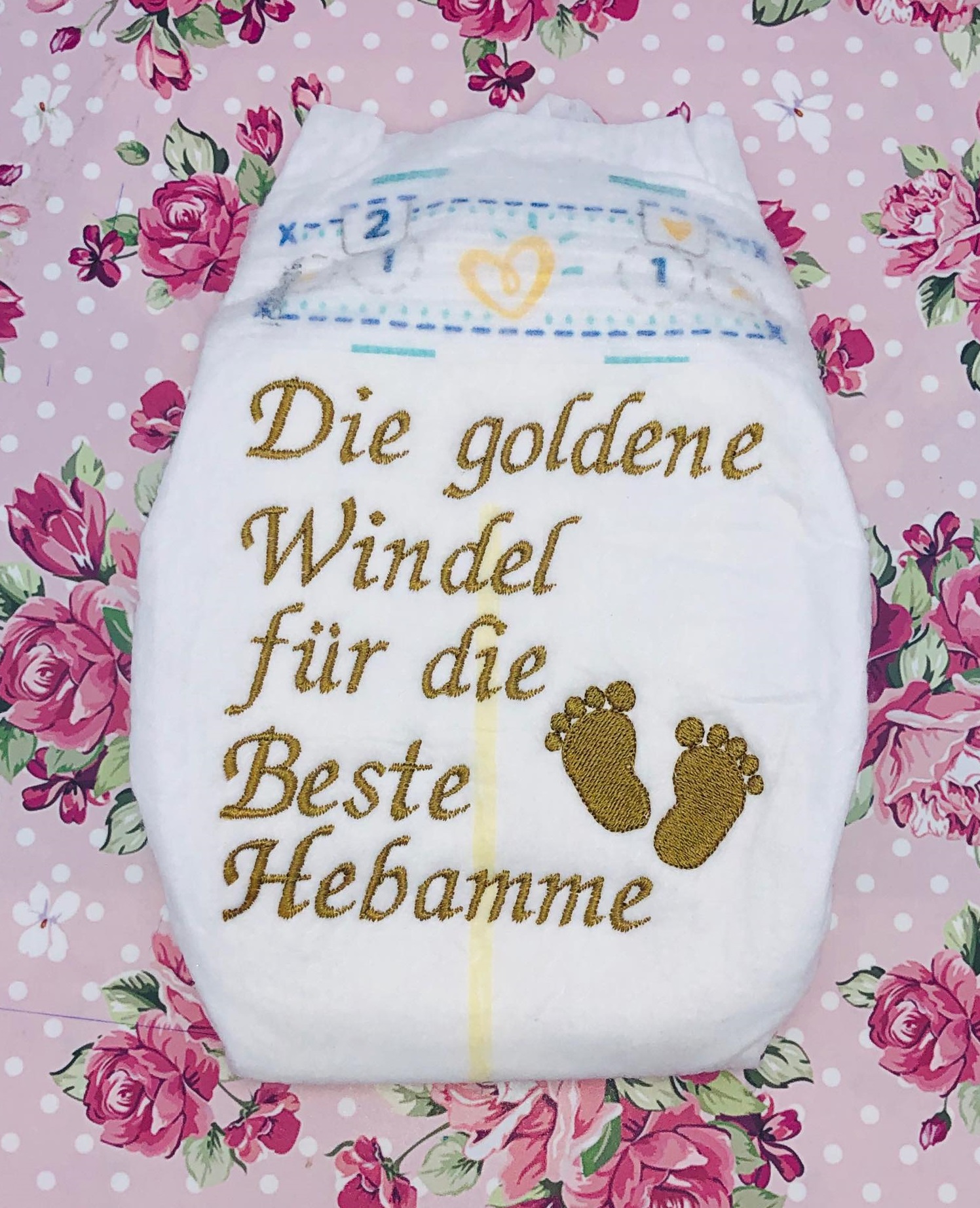 79437074_ Die goldene Windel für die beste Hebamme als Einzelwindel